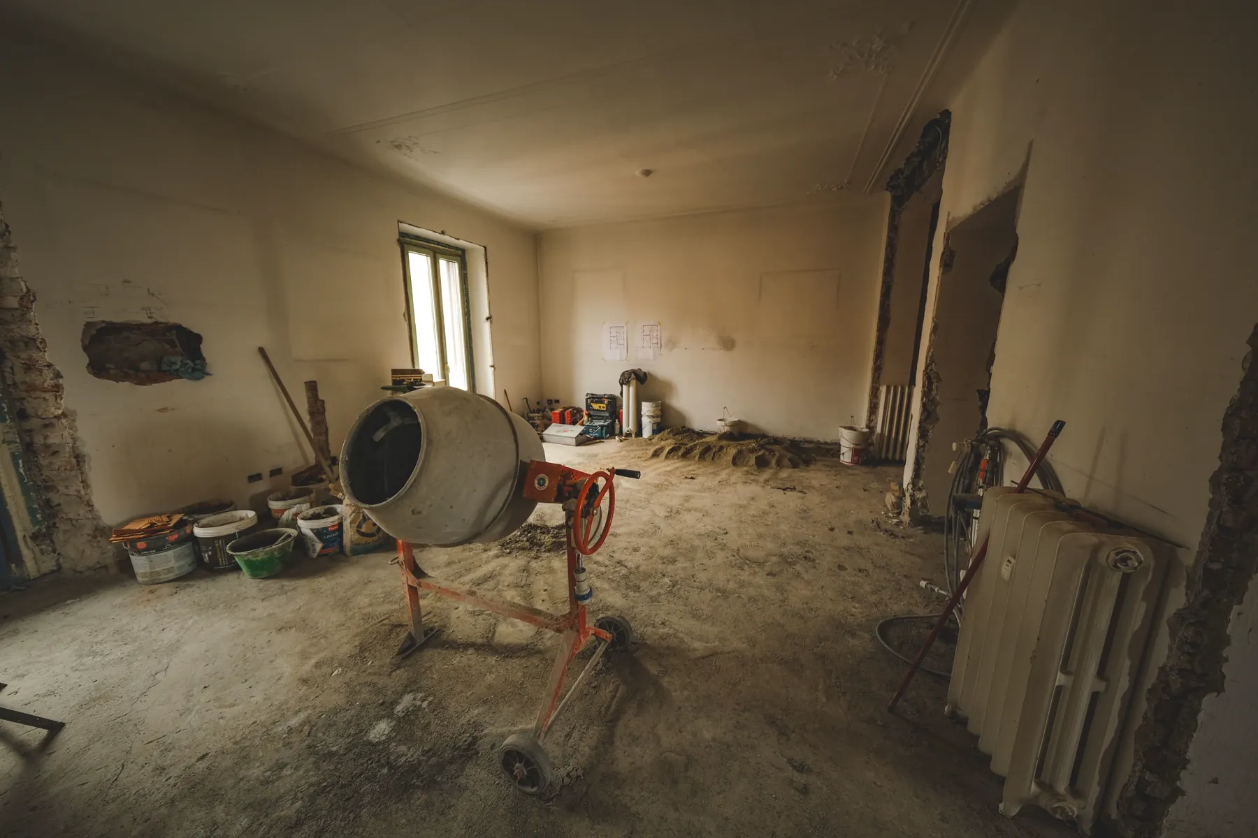 Pièce en rénovation, visuel illustratif